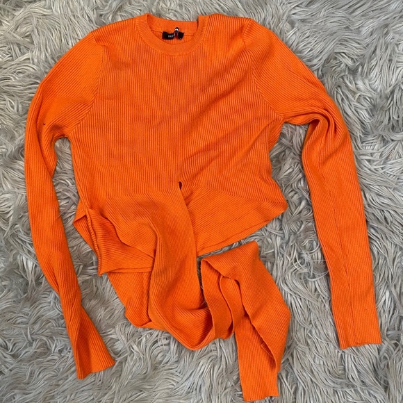 FASHION NOVA SWEATER - Picture 3 of 4